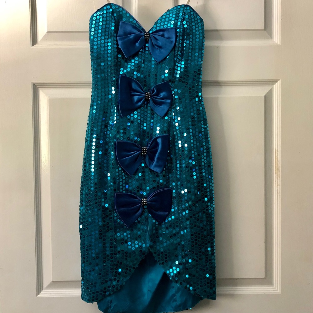 Vintage 1980s sequin costume club or prom dress